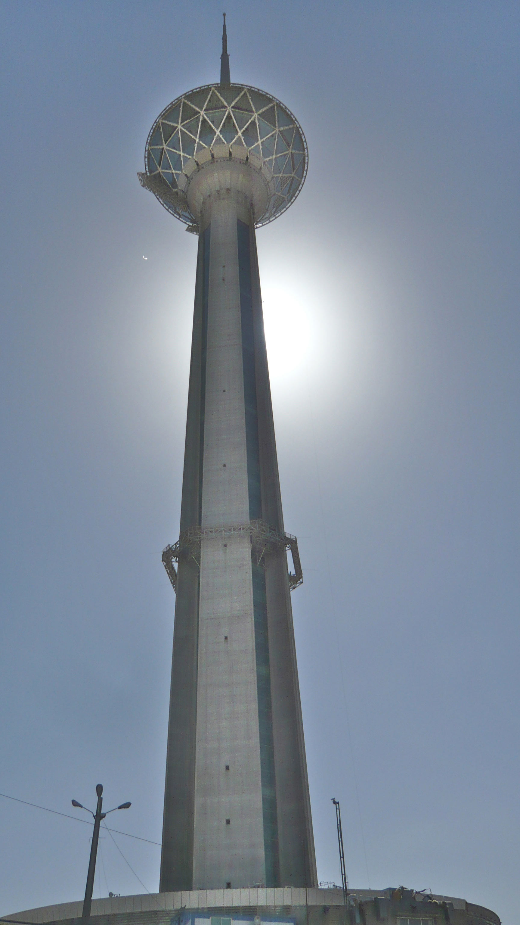AQUASCRIPT HDT-8m-for-Milad-Tower-Tehran-01