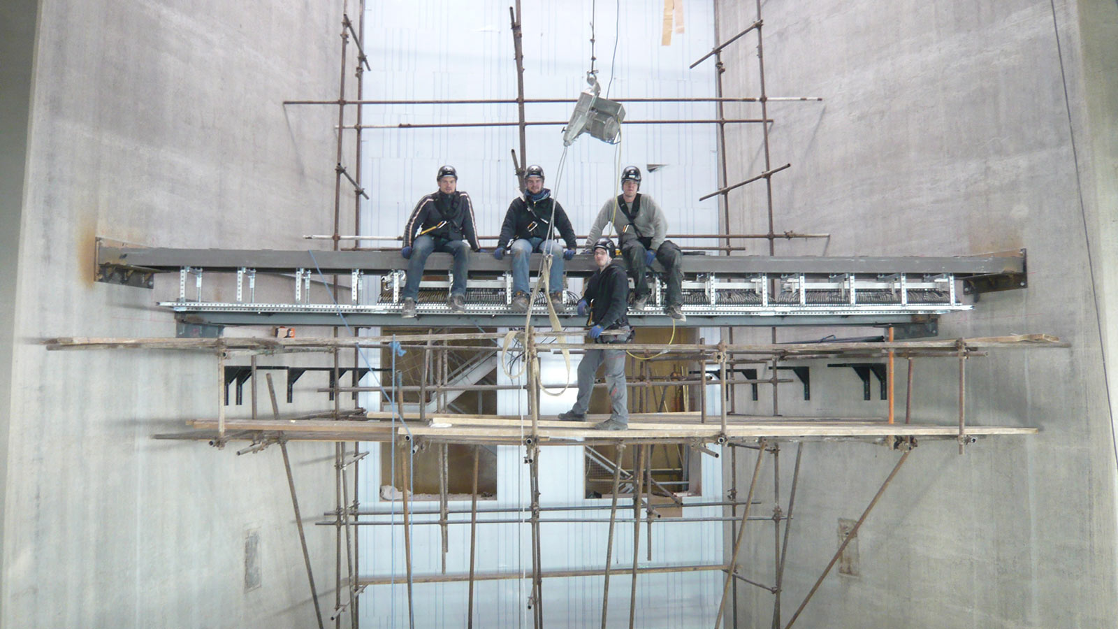 AQUASCRIPT HDT-8m-for-Milad-Tower-Tehran-04