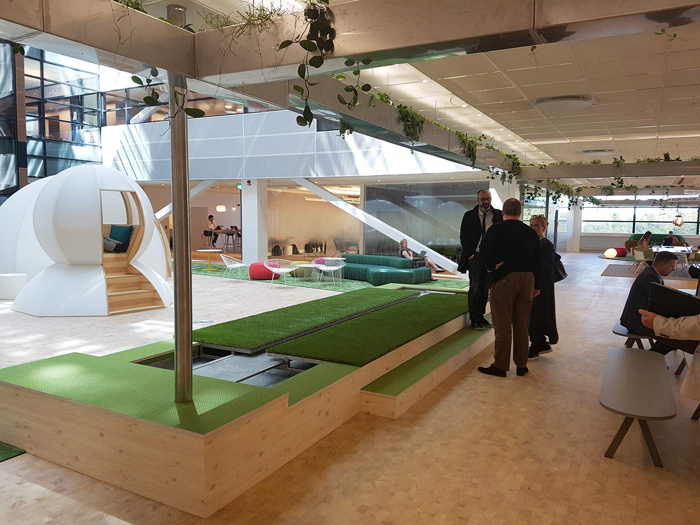 Aquascript HDT-5m-interactive-for-TELIASONERA-Sweden-05